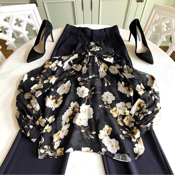 Alice + Olivia Violeta Sheer Floral-Print Bow-Neck Blouse Sz S - Picture 4 of 11